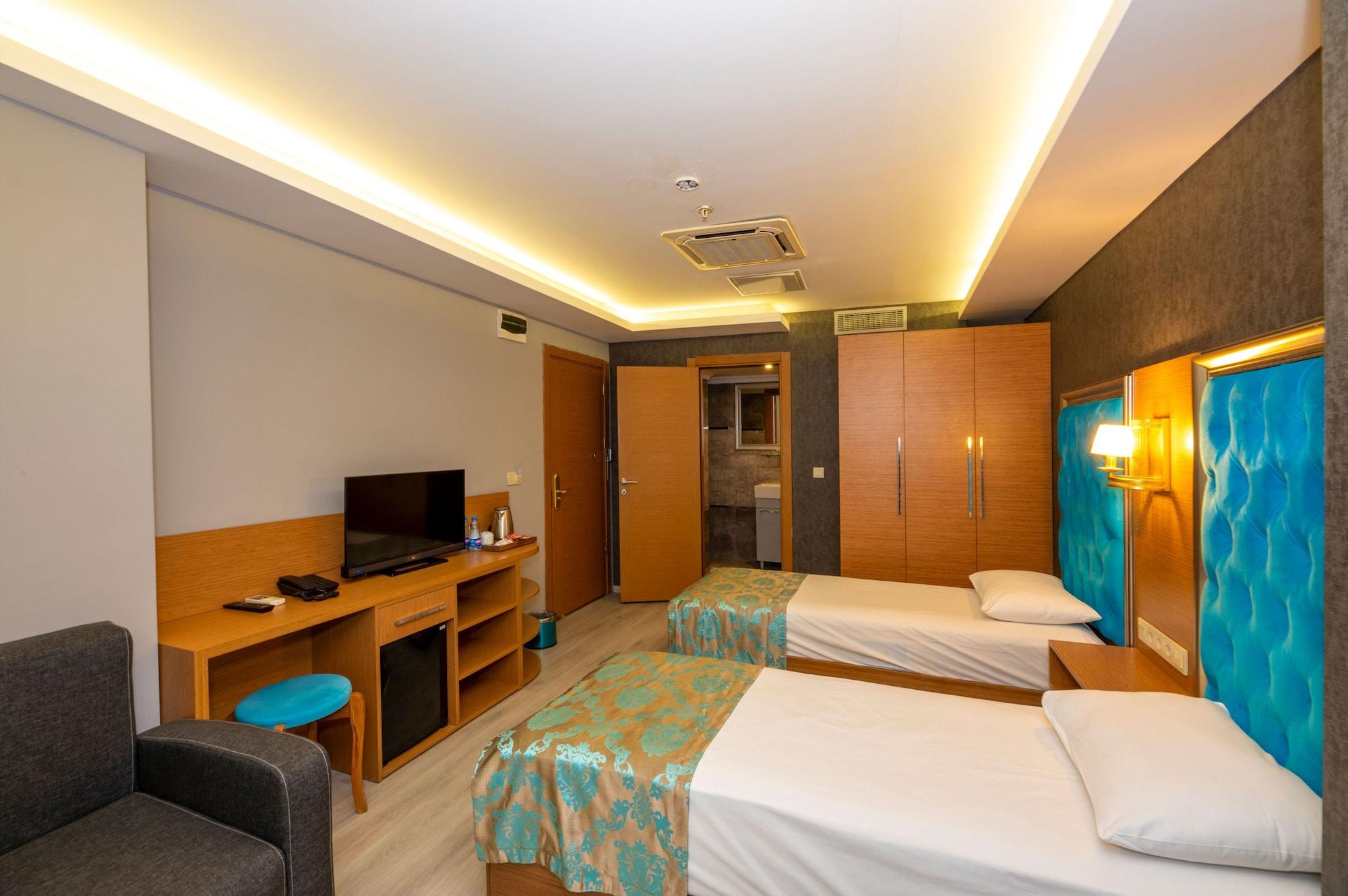Grand Palace Hotel Istanbul Ngoại thất bức ảnh